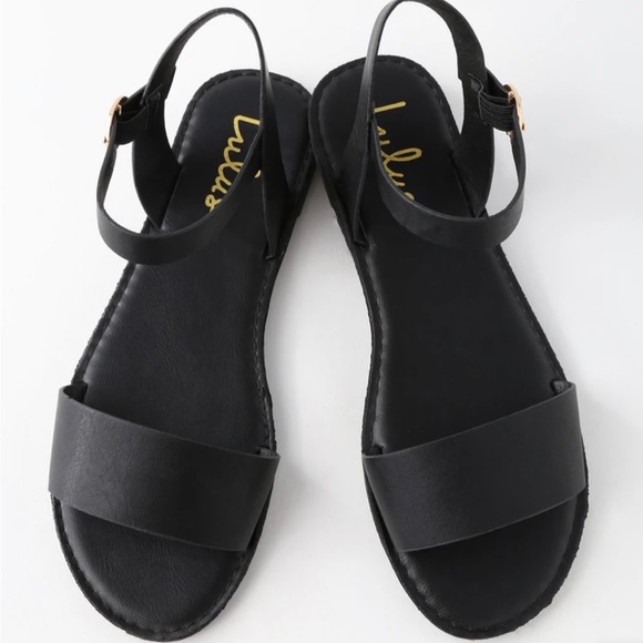 Lulu's | Shoes | Likenew Lulus Hearts And Hashtags Black Flat Sandals Size 8  | Poshmark